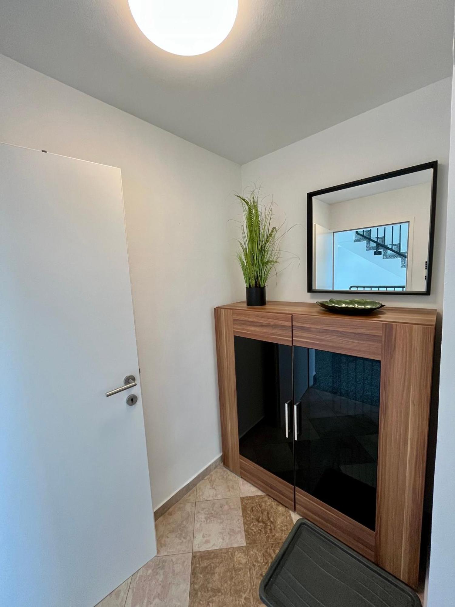 Atemberaubendes Apartment + Pool Wien Exteriör bild